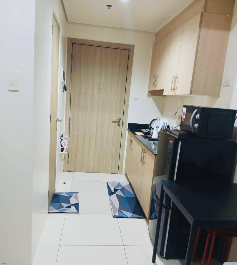 Breeze Residences - 1Br Unit With Balcony -Top Floor Manila Dış mekan fotoğraf